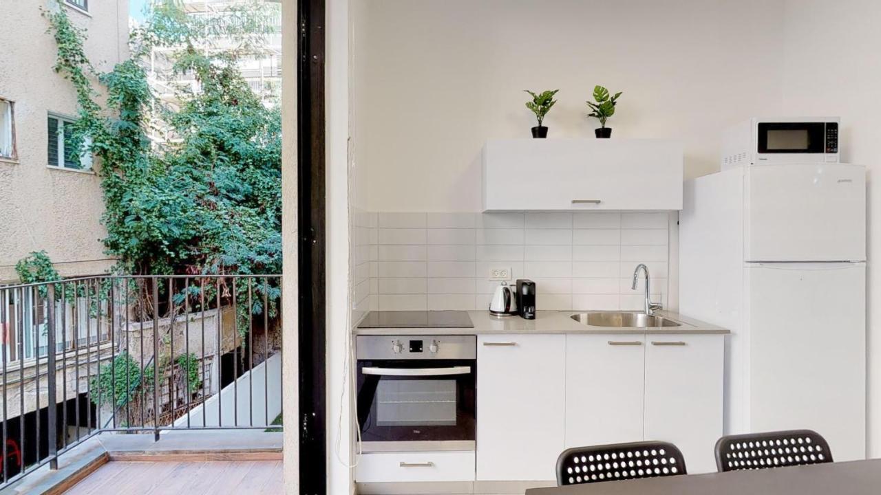 Comfortable Apartment With Balcony By Holyguest Tel Aviv Exterior foto